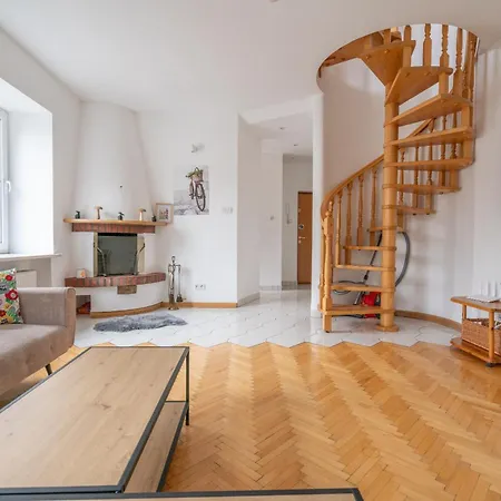 Krakowskie Przedmiescie Apartament *