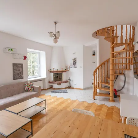 Krakowskie Przedmiescie 公寓