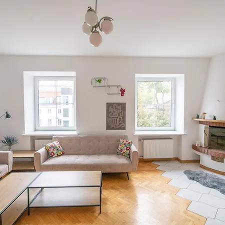 Krakowskie Przedmiescie 公寓 *