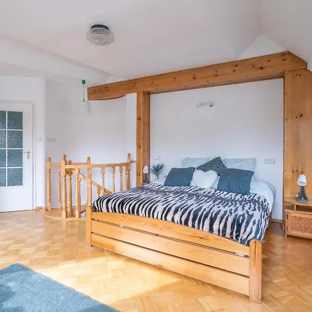 Krakowskie Przedmiescie *