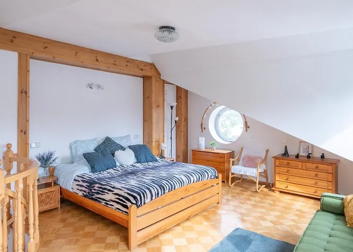 Apartament Krakowskie Przedmiescie Warszawa